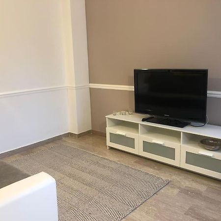 Ampio Bilocale A Milano Apartment Bagian luar foto